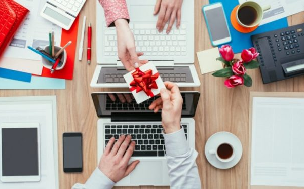 1Gifts for Employees While They Work From Home