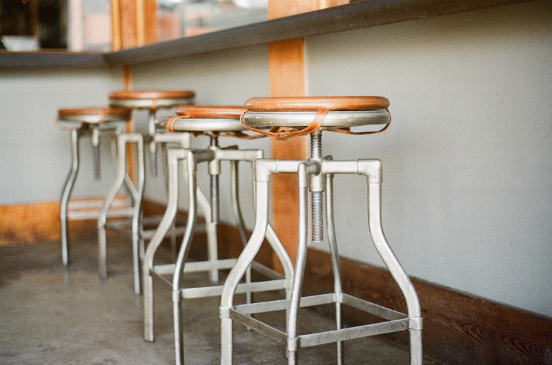 types of bar stools