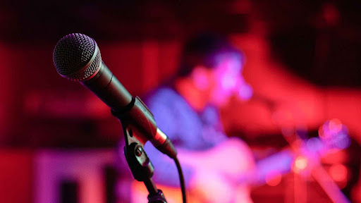 The Evolution of Microphone Technology - Genius Updates