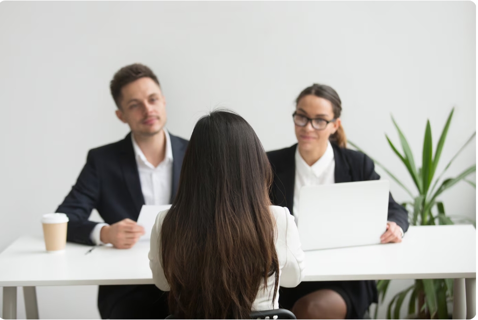 how to introduce yourself in an interview