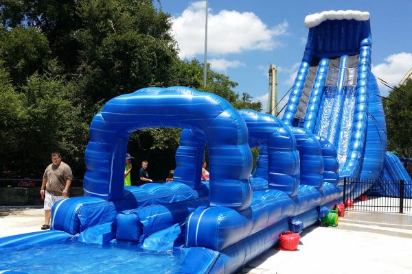bounce houses and water slide rentals